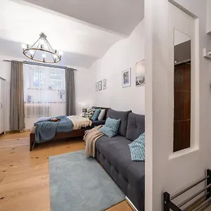  Apartament St.