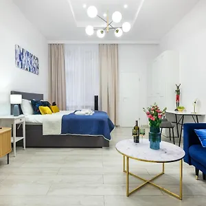  Apartament Bluebird Old Town & Wawel Hill By Vistula River - By Homelike